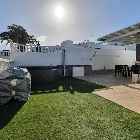 Villa Aries